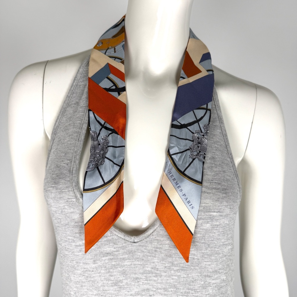 Hermes Springs Springs Blue Orange Print Silk Twilly Scarf - Picture 2 of 11